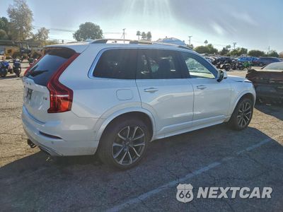 Trzecie zdjęcie samochodu z tyłu: 2017 VOLVO XC90 T6 VIN:YV4A22PK1H1153748 - miniatura