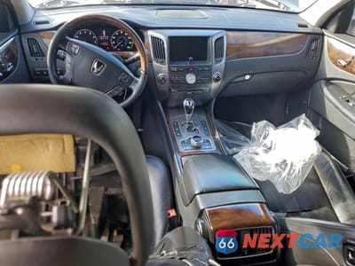 Zdjęcie 8 z 11 samochodu: 2011 HYUNDAI EQUUS SIGNATURE VIN:KMHGH4JF2BU029976 - miniatura