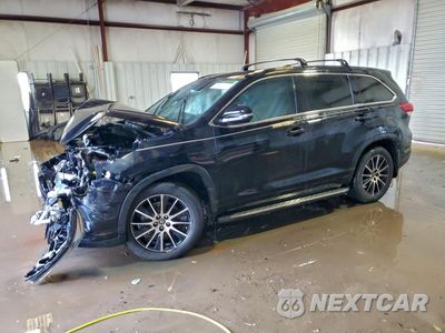 2017 TOYOTA HIGHLANDER SE 5TDJZRFH8HS360685 - główne zdjęcie licytacji z USA - miniatura