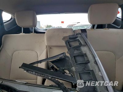 Zdjęcie 10 z 14 samochodu: 2017 HYUNDAI SANTA FE SPORT VIN:5XYZU3LBXHG389004 - miniatura