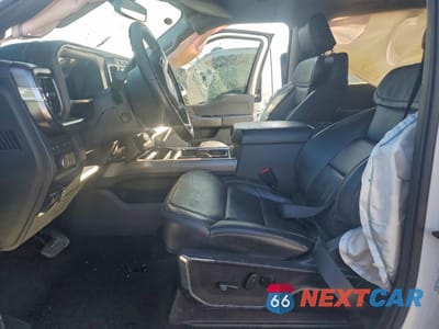 Zdjęcie 7 z 14 samochodu: 2023 FORD F250 SUPER DUTY VIN:1FT8W2BM7PEC41600 - miniatura