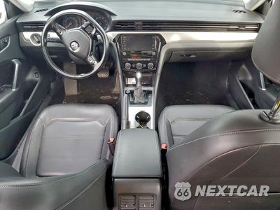 Zdjęcie 8 z 11 samochodu: 2020 VOLKSWAGEN PASSAT SE VIN:1VWSA7A30LC015623 - miniatura