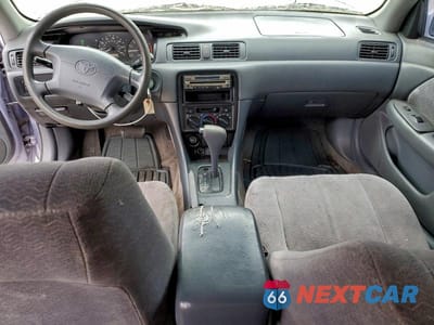 Zdjęcie 8 z 12 samochodu: 1998 TOYOTA CAMRY CE VIN:JT2BG22K7W0109619 - miniatura