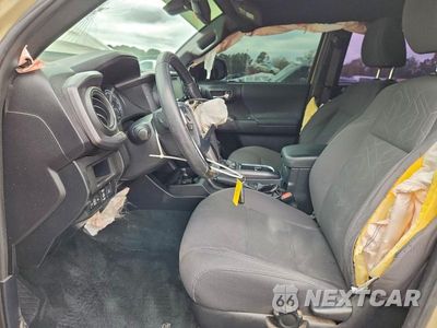 Zdjęcie 7 z 12 samochodu: 2018 TOYOTA TACOMA DOUBLE CAB VIN:3TMCZ5AN9JM177431 - miniatura