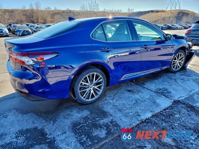 Trzecie zdjęcie samochodu z tyłu: 2024 TOYOTA CAMRY HYBRID XLE VIN:4T1F31AK5RU066732 - miniatura