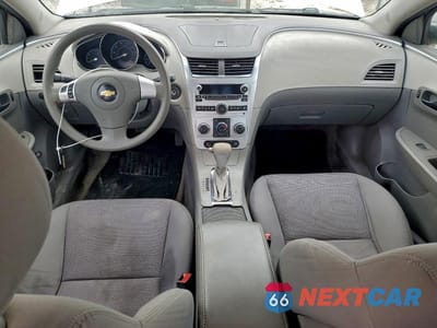 Zdjęcie 8 z 12 samochodu: 2010 CHEVROLET MALIBU LS VIN:1G1ZA5E04AF283942 - miniatura
