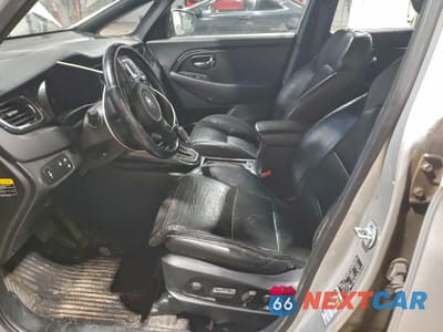 Zdjęcie 7 z 12 samochodu: 2014 KIA RONDO VIN:KNAHU8A33E7071283 - miniatura