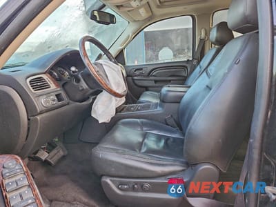 Zdjęcie 7 z 13 samochodu: 2013 GMC YUKON DENALI VIN:1GKS2EEF3DR311781 - miniatura
