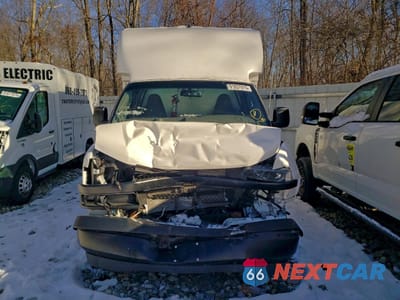 Piąte zdjęcie samochodu w środku: 2019 CHEVROLET EXPRESS G3500 VIN:1GB0GRFG8K1366620 - miniatura