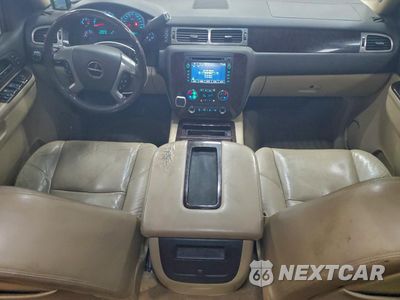 Zdjęcie 8 z 13 samochodu: 2011 GMC SIERRA K3500 DENALI VIN:1GT426C87BF150879 - miniatura