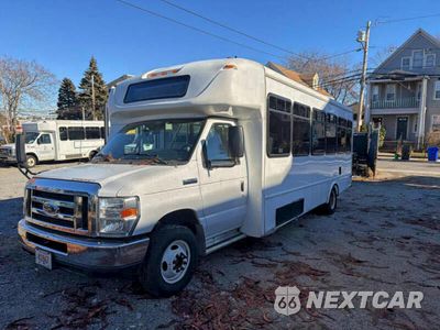 Drugie zdjęcie samochodu z przodu: 2017 FORD ECONOLINE E450 SUPER DUTY CUTAWAY VAN VIN:1FDFE4FS9HDC32527 - miniatura
