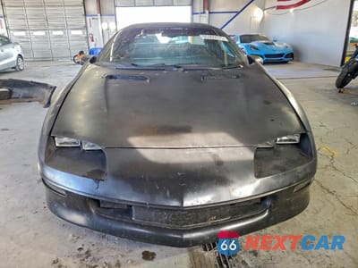 Piąte zdjęcie samochodu w środku: 1995 CHEVROLET CAMARO VIN:2G1FP22SXS2103033 - miniatura