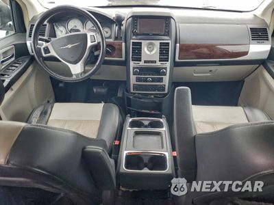 Zdjęcie 8 z 15 samochodu: 2010 CHRYSLER TOWN & COUNTRY TOURING PLUS VIN:2A4RR8DX5AR441174 - miniatura