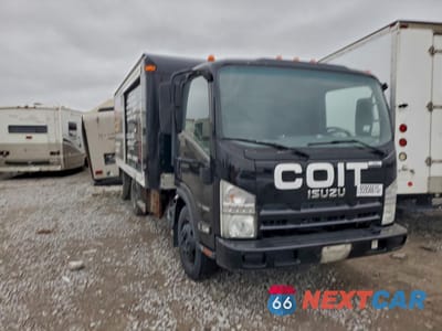2011 ISUZU NQR BOX TRUCK JALE5W160B7901486 - główne zdjęcie licytacji z USA - miniatura