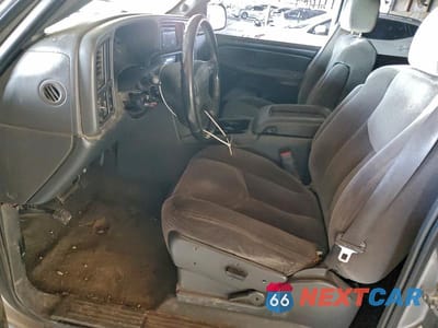 Zdjęcie 7 z 11 samochodu: 2006 GMC NEW SIERRA C1500 VIN:2GTEC13Z061277788 - miniatura