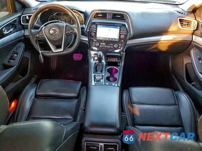 Zdjęcie 8 z 12 samochodu: 2017 NISSAN MAXIMA PLA VIN:1N4AA6AP6HC383913 - miniatura
