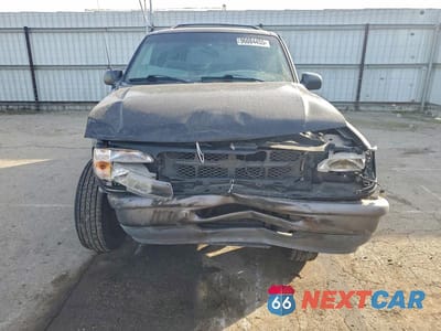 Piąte zdjęcie samochodu w środku: 1998 FORD EXPLORER VIN:1FMYU22E8WUB33145 - miniatura