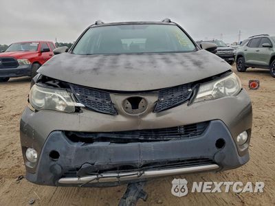 Piąte zdjęcie samochodu w środku: 2015 TOYOTA RAV4 XLE VIN:JTMWFREV1FD060162 - miniatura