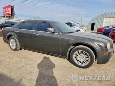 Czwarte zdjęcie samochodu z boku: 2010 CHRYSLER 300 TOURING VIN:2C3CA4CD2AH139015 - miniatura