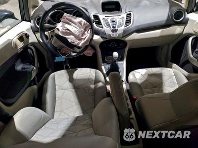 Zdjęcie 8 z 14 samochodu: 2012 FORD FIESTA SE VIN:3FADP4BJXCM186695 - miniatura