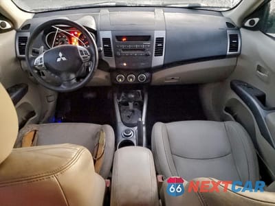 Zdjęcie 8 z 13 samochodu: 2007 MITSUBISHI OUTLANDER XLS VIN:JA4MT41X67Z018479 - miniatura
