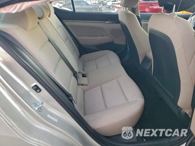 Zdjęcie 10 z 13 samochodu: 2017 HYUNDAI ELANTRA SE VIN:KMHD84LF2HU262748 - miniatura