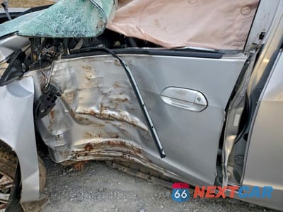 Zdjęcie 7 z 12 samochodu: 2011 HONDA INSIGHT EX VIN:JHMZE2H73BS003406 - miniatura