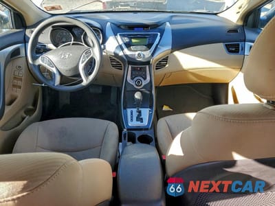 Zdjęcie 8 z 12 samochodu: 2011 HYUNDAI ELANTRA VIN:5NPDH4AE7BH029948 - miniatura