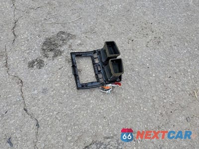 Zdjęcie 13 z 13 samochodu: 2004 HYUNDAI SANTA FE GLS VIN:KM8SC13E44U793732 - miniatura