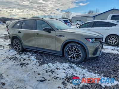 Czwarte zdjęcie samochodu z boku: 2025 MAZDA CX-70 PREMIUM PLUS VIN:JM3KJEHA6S1103752 - miniatura
