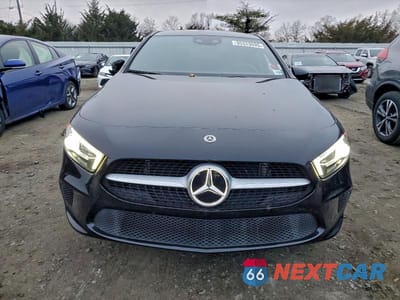 Piąte zdjęcie samochodu w środku: 2021 MERCEDES-BENZ A 220 4MATIC VIN:W1K3G4FB1MJ316621 - miniatura