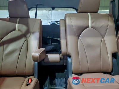 Zdjęcie 10 z 12 samochodu: 2025 TOYOTA GRAND HIGHLANDER PLATINUM VIN:5TDAAAB58SS094838 - miniatura