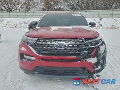 Piąte zdjęcie samochodu w środku: 2024 FORD EXPLORER XLT VIN:1FMSK8DH7RGA84884 - miniatura