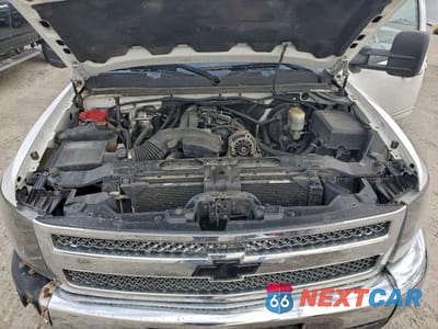 Zdjęcie 11 z 12 samochodu: 2013 CHEVROLET SILVERADO K1500 LT VIN:1GCRKSE76DZ206122 - miniatura