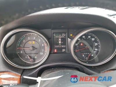 Zdjęcie 9 z 12 samochodu: 2011 JEEP GRAND CHEROKEE LIMITED VIN:1J4RR5GT5BC547108 - miniatura