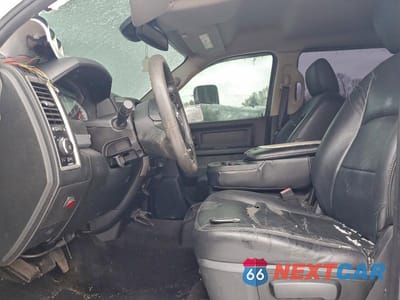 Zdjęcie 7 z 12 samochodu: 2015 RAM 2500 ST VIN:3C6UR5CL7FG611309 - miniatura