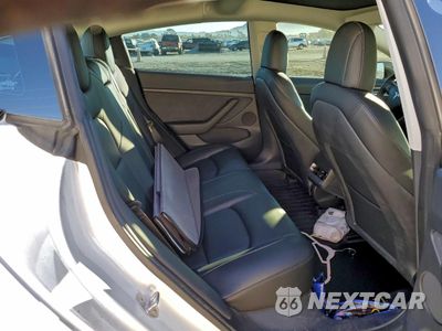 Zdjęcie 10 z 13 samochodu: 2022 TESLA MODEL 3 VIN:5YJ3E1EB6NF240354 - miniatura
