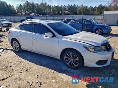 Czwarte zdjęcie samochodu z boku: 2016 ACURA ILX BASE WATCH PLUS VIN:19UDE2F39GA015361 - miniatura