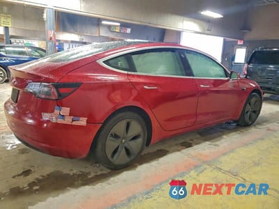 Trzecie zdjęcie samochodu z tyłu: 2019 TESLA MODEL 3 VIN:5YJ3E1EAXKF484561 - miniatura