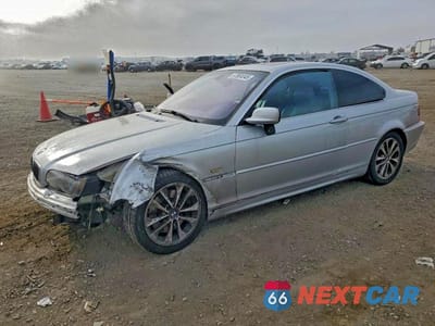 2002 BMW 330 CI WBABN534X2JU25970 - główne zdjęcie licytacji z USA - miniatura