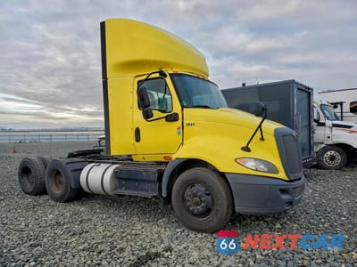 2018 INTERNATIONAL RH613 SEMI TRUCK 3HSDWTZR9JN074438 - główne zdjęcie licytacji z USA - miniatura