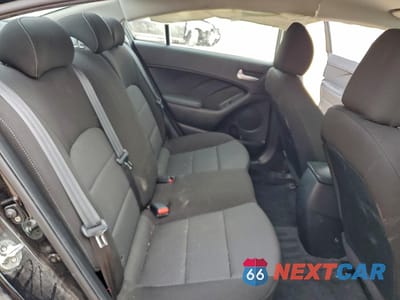 Zdjęcie 10 z 16 samochodu: 2017 KIA FORTE LX VIN:3KPFK4A74HE158321 - miniatura