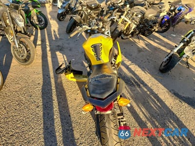 Zdjęcie 6 z 10 samochodu: 2009 YAMAHA FZ6 R VIN:JYARJ18E99A001306 - miniatura