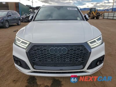 Piąte zdjęcie samochodu w środku: 2018 AUDI SQ5 PRESTIGE VIN:WA1C4AFY8J2176993 - miniatura