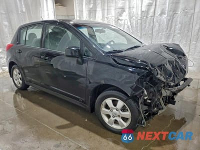 Czwarte zdjęcie samochodu z boku: 2012 NISSAN VERSA S VIN:3N1BC1CP0CK806130 - miniatura
