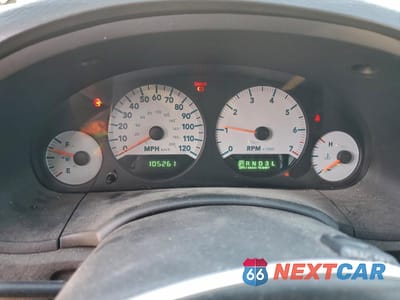Zdjęcie 9 z 13 samochodu: 2006 DODGE GRAND CARAVAN SXT VIN:2D4GP44L96R909023 - miniatura