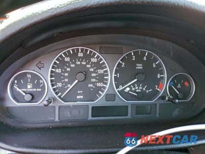 Zdjęcie 9 z 11 samochodu: 2003 BMW 330 XI VIN:WBAEW53493PN31643 - miniatura