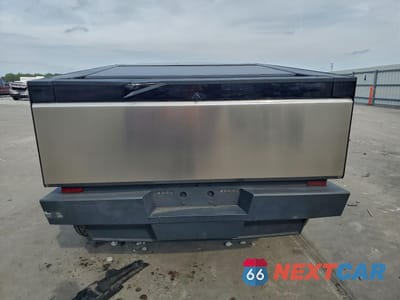 Zdjęcie 6 z 15 samochodu: 2025 TESLA CYBERTRUCK VIN:7G2CEHED5SA075011 - miniatura