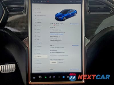 Zdjęcie 9 z 13 samochodu: 2014 TESLA MODEL S VIN:5YJSA1H18EFP52398 - miniatura