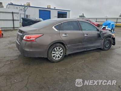Trzecie zdjęcie samochodu z tyłu: 2015 NISSAN ALTIMA 2.5 VIN:1N4AL3AP9FC240783 - miniatura